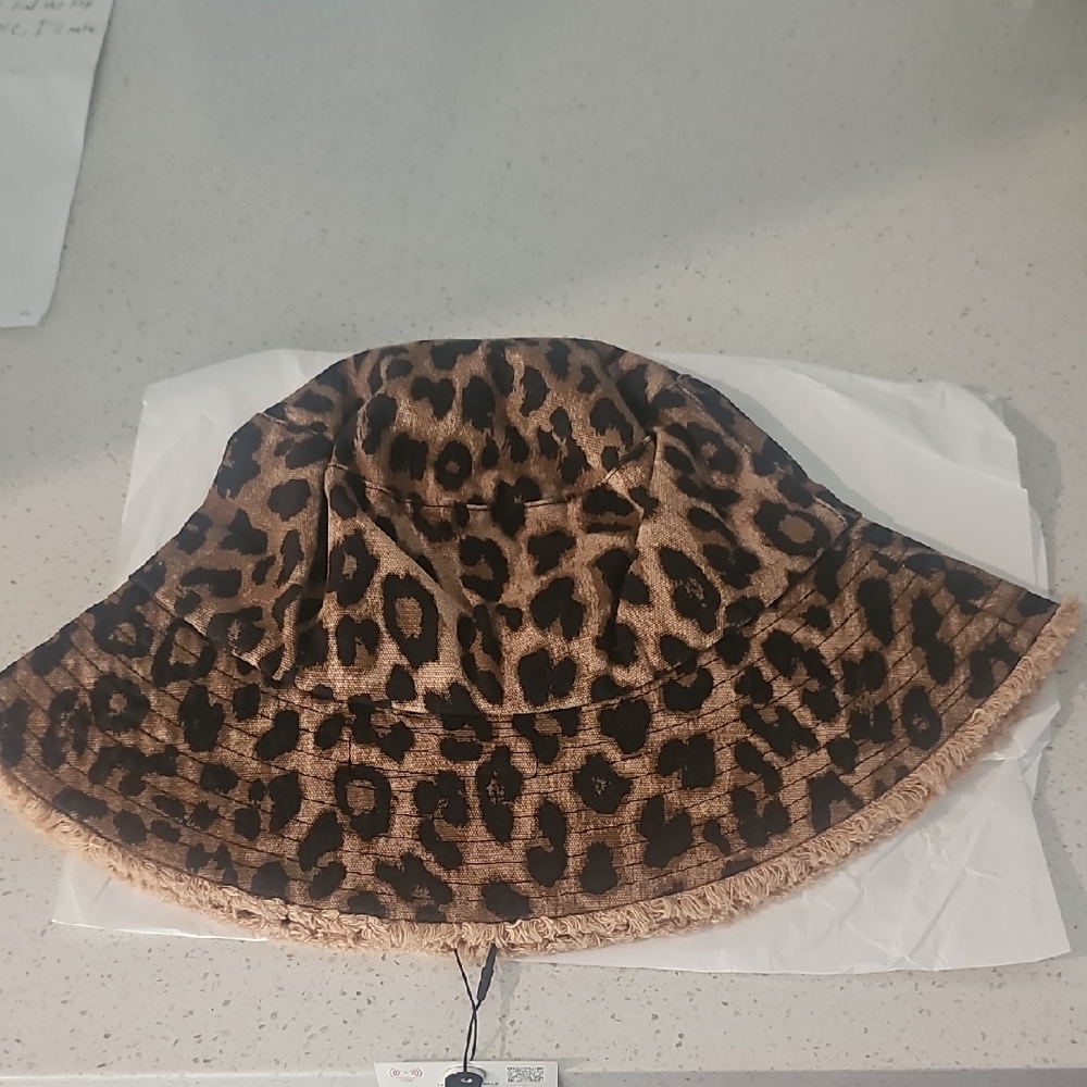 ZARA - Leopard-Print Bucket Hat - Brown & Black